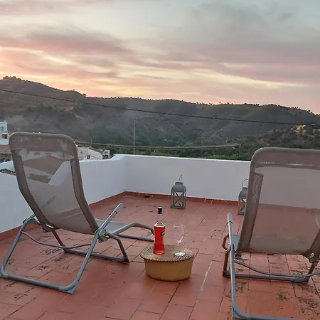 펜션 Blue Dragon River House *