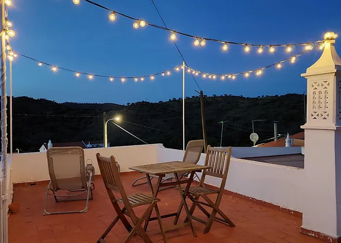 Prázdninový dům Blue Dragon River House *